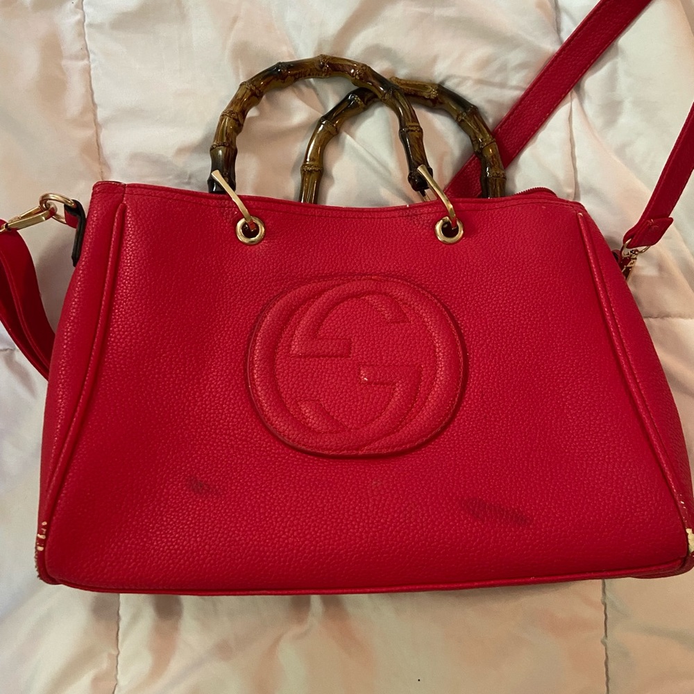 *KNOCKOFF* Gucci purse